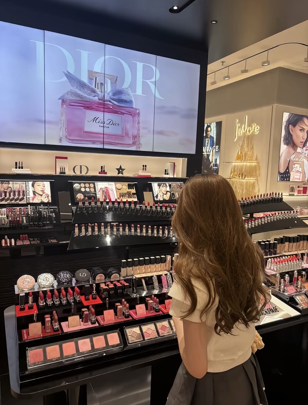 Dior Room shopping